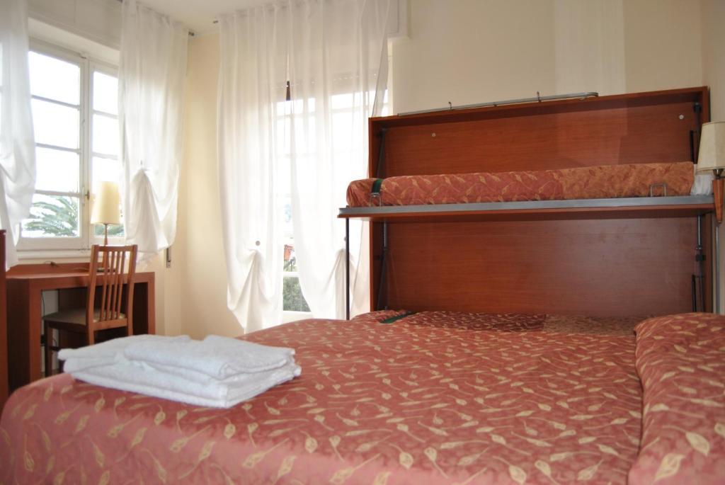 Hotel Mimosa Spotorno Rom bilde